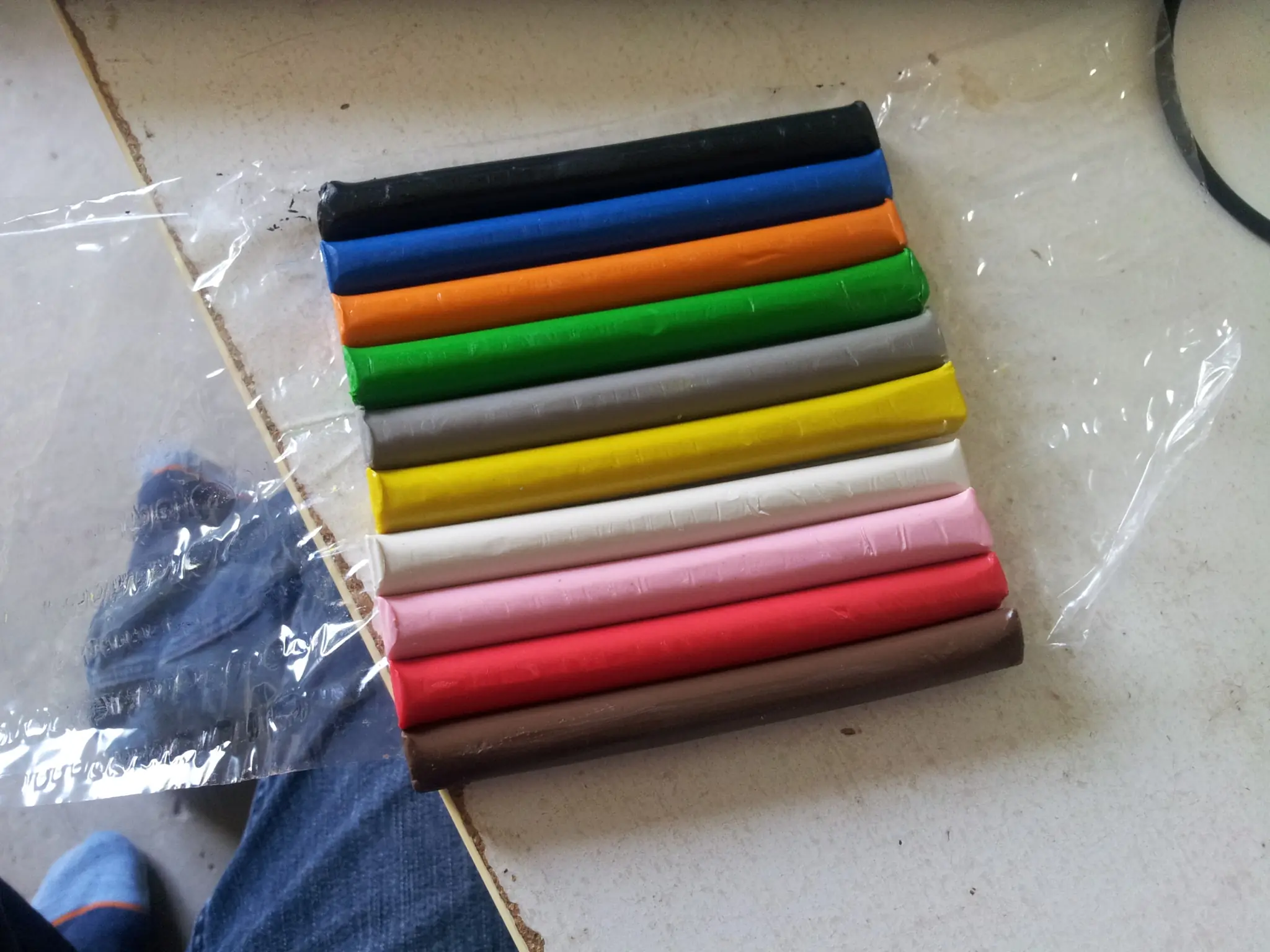 Hice a Herni con plastilina y te lo muestro