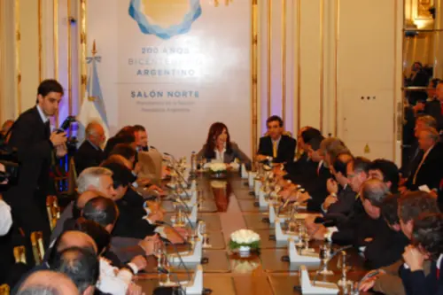 Constitucion Nacional: Conocela en lugar de reformarla