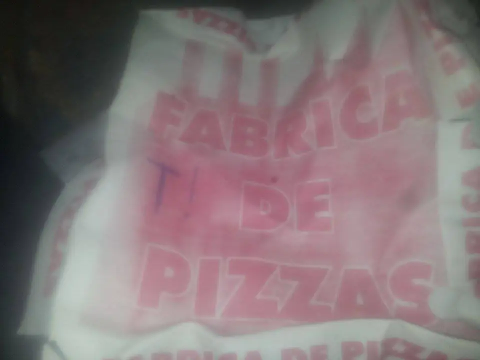 comi pizzas a 20 pesos y vivi para contarlo