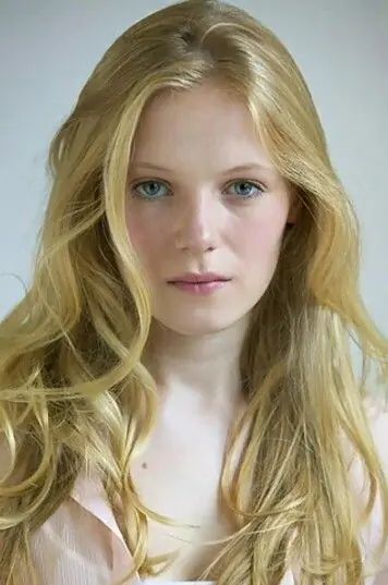 Emma Lahana