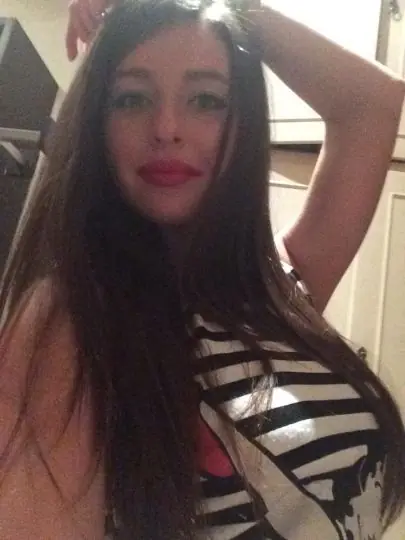Destacada estudiante cambió la Universidad por el cine porno