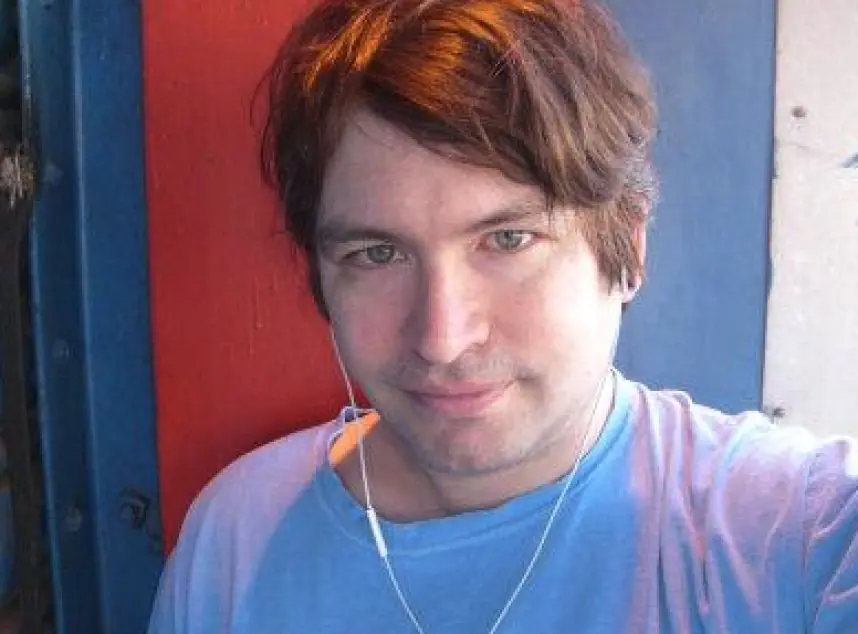 La vida del hombre con el pene más grande del mundo