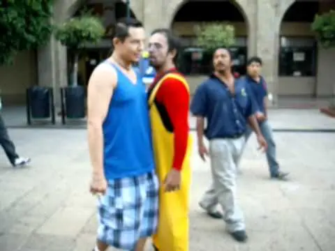 Estuve a las trompadas con un payaso y te lo cuento