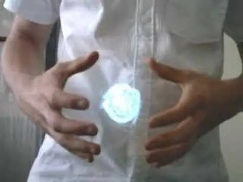 hace un kamehameha !!