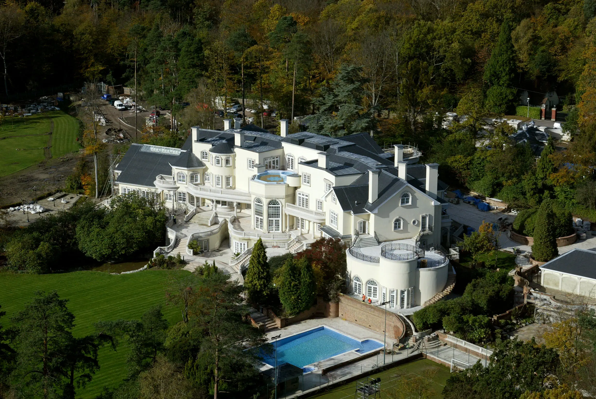 Updown Court,La casa mas cara del mundo