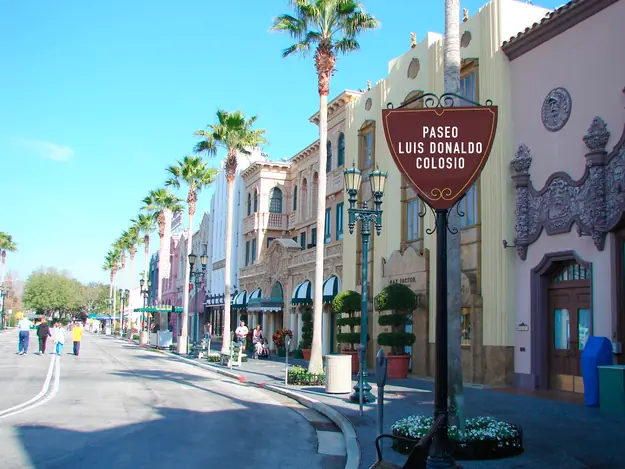 Como sería México si no hubiera sido desfalcado por EUA