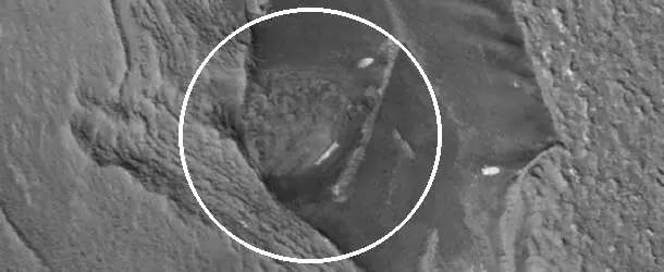 ¿Estructuras extraterrestres en Marte? Imágenes de la NASA
