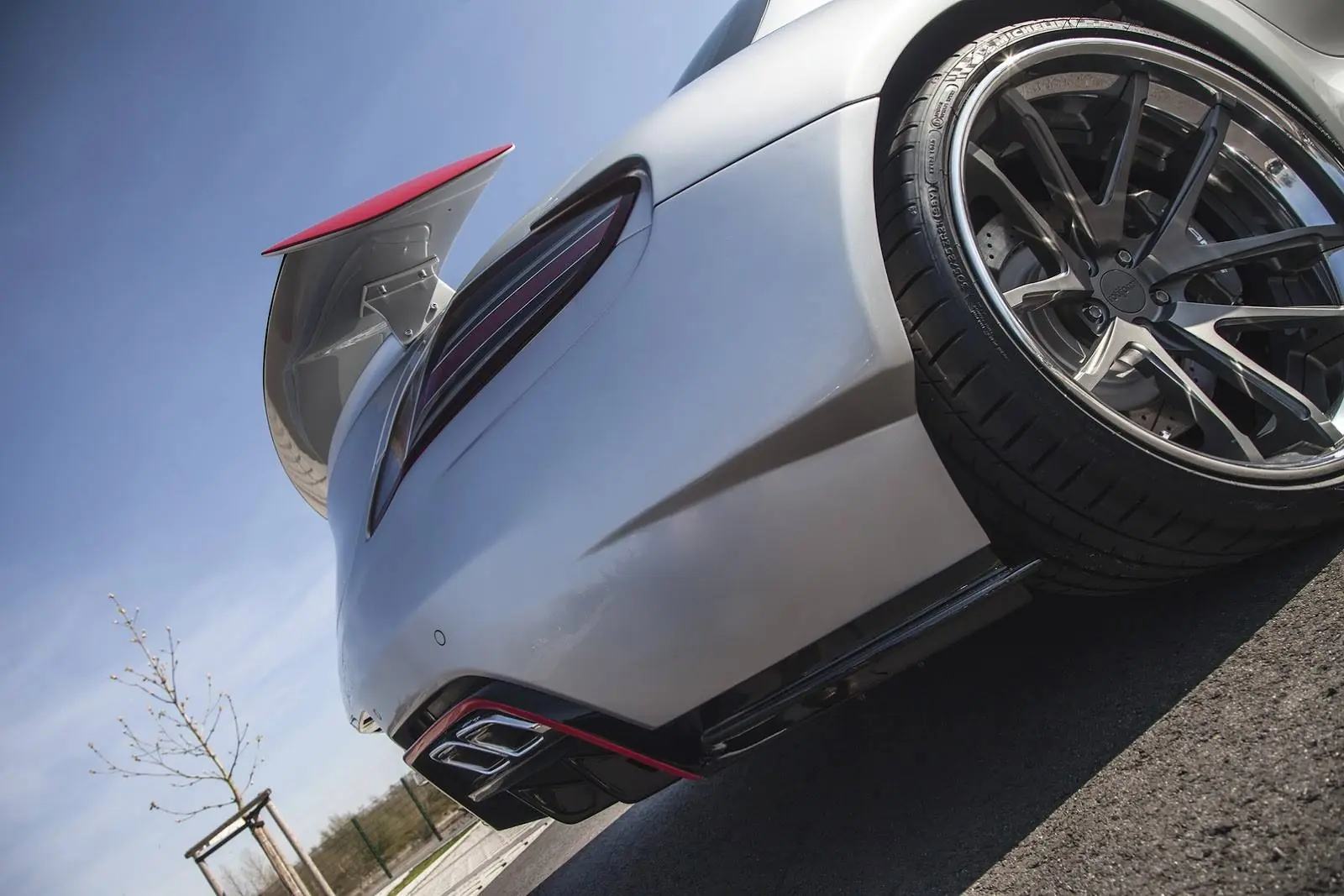 Mercedes SLS AMG (fotos)