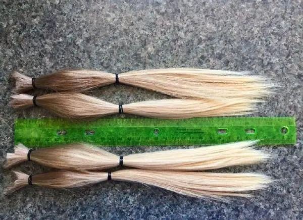 nino se deja el pelo largo