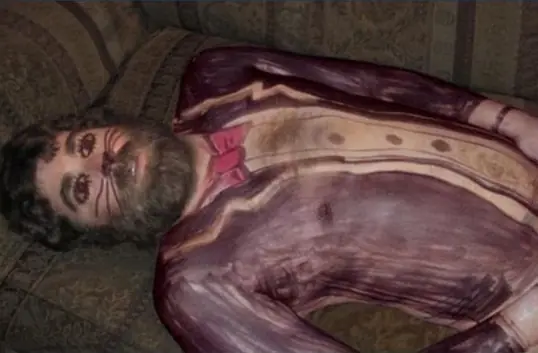 Gente que se desmayó por el alcohol y despertó pintada