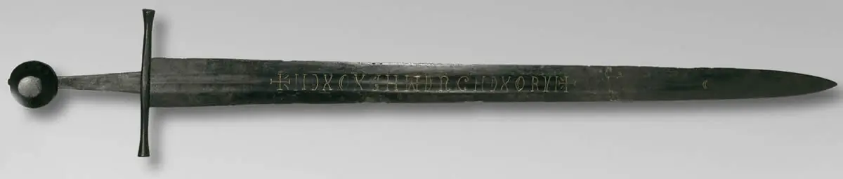 Misteriosa espada que intriga a todos!!