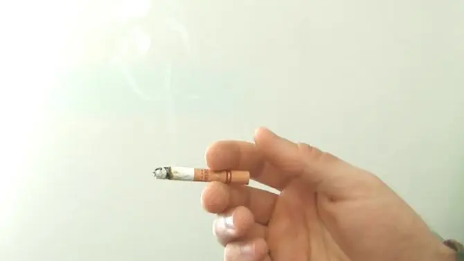 Como fumar correctamente? (Guia completa)