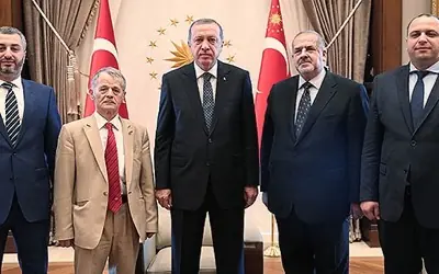 Ucrania y Turquia soltaran democracia en Rusia !