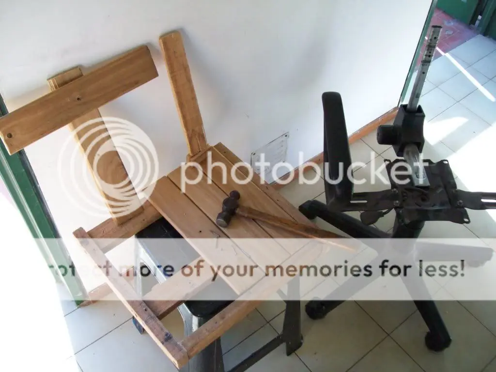 Muebles hechos en el dpto con madera reciclada -propio-
