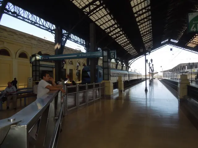 El valle y la ciudad
