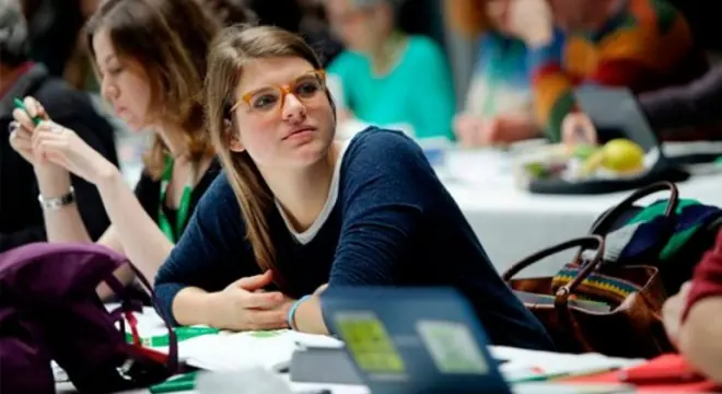 La hija de Rossi mintió en su curriculum