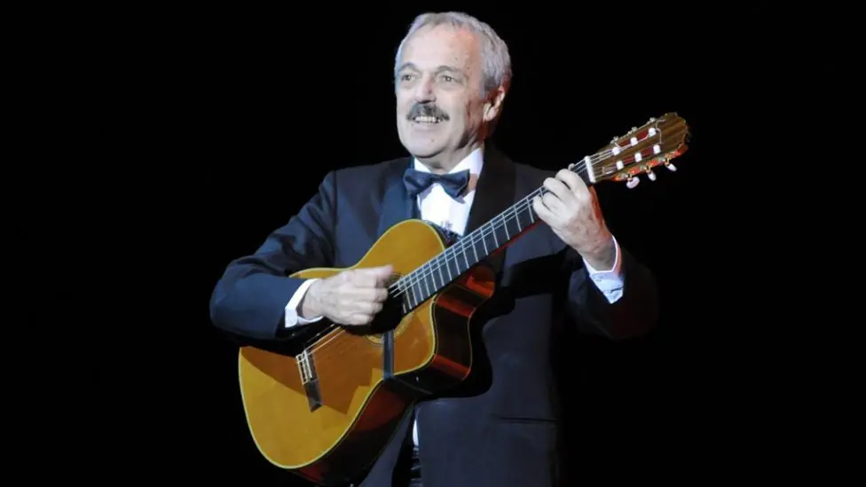 Mi humilde dibujo homenaje a Rabinovich (Les Luthiers)