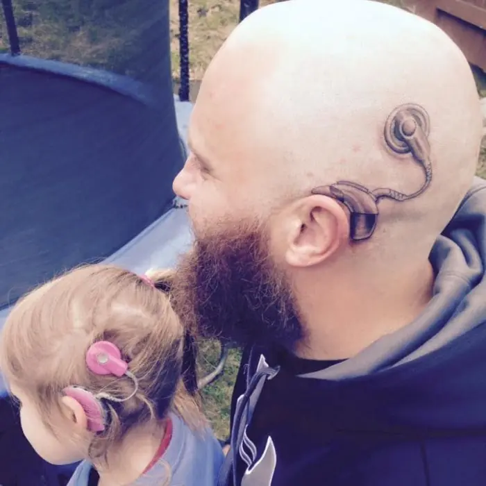 demostró su AMOR a su hija al TATUARSE
