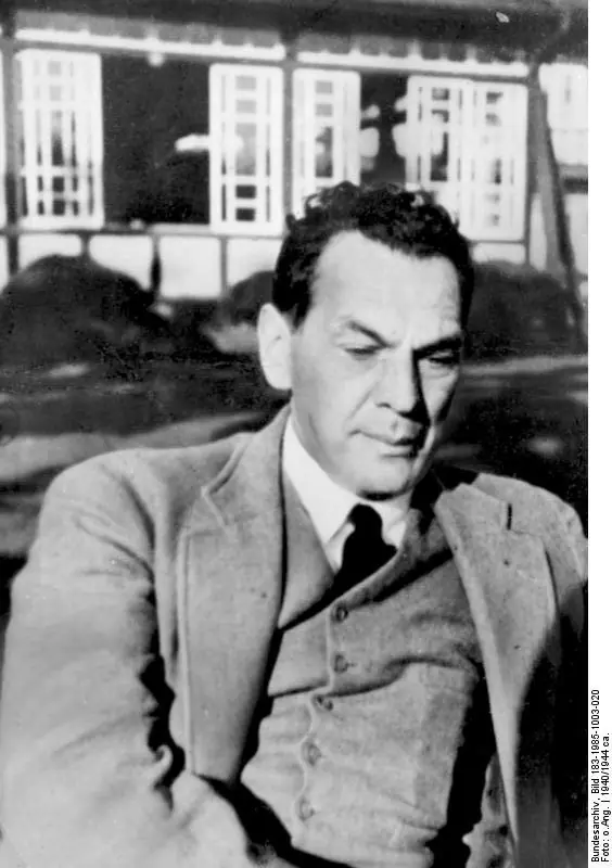 El libro que les recomendaría…