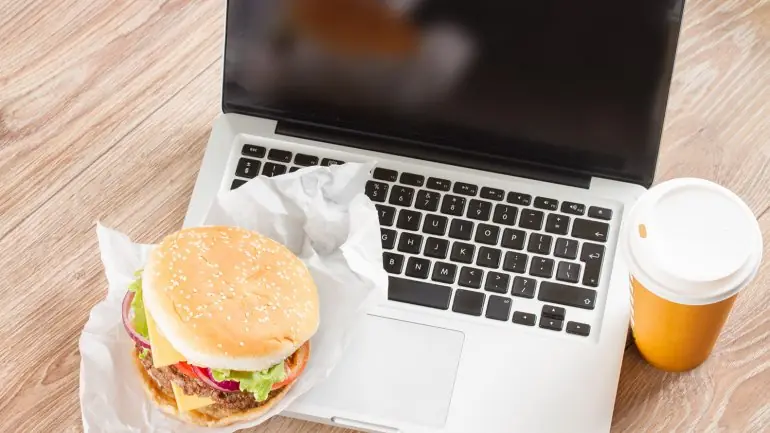 El estrés puede ser el responsable de romper con la dieta