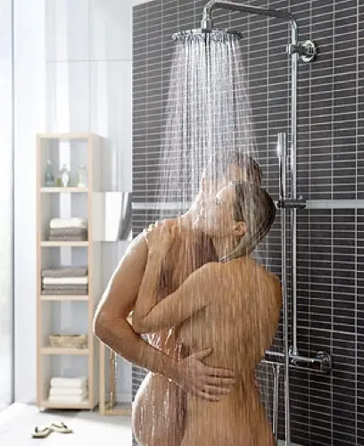 SEXO EN EL BANO