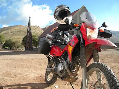 untruenoentrelashojas