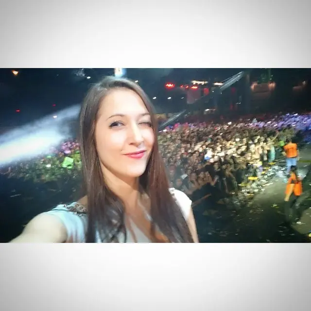 Daiana Hernandez votacion abierta a todos (no repost)