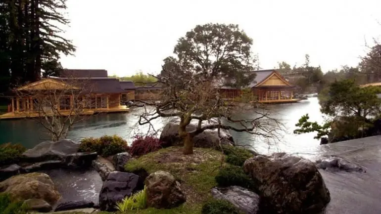 casas enormes y lujosas