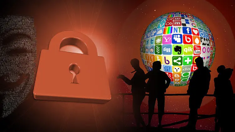 ¿Que es peligroso publicar en las Redes Sociales?