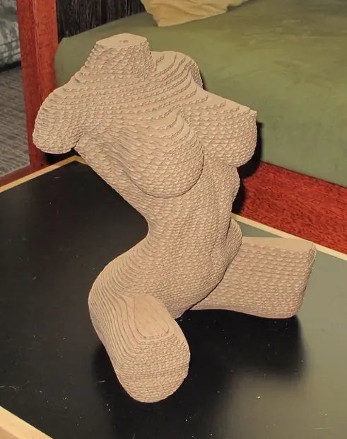 Escultura de cartón.