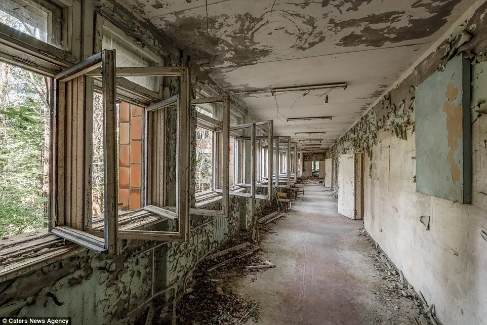 25 fotos impactantes de la ciudad fantasma que quedó