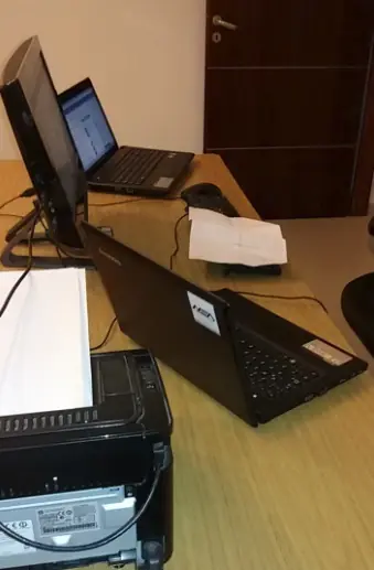 trabajo para un mafioso,quiero huir (certificado)