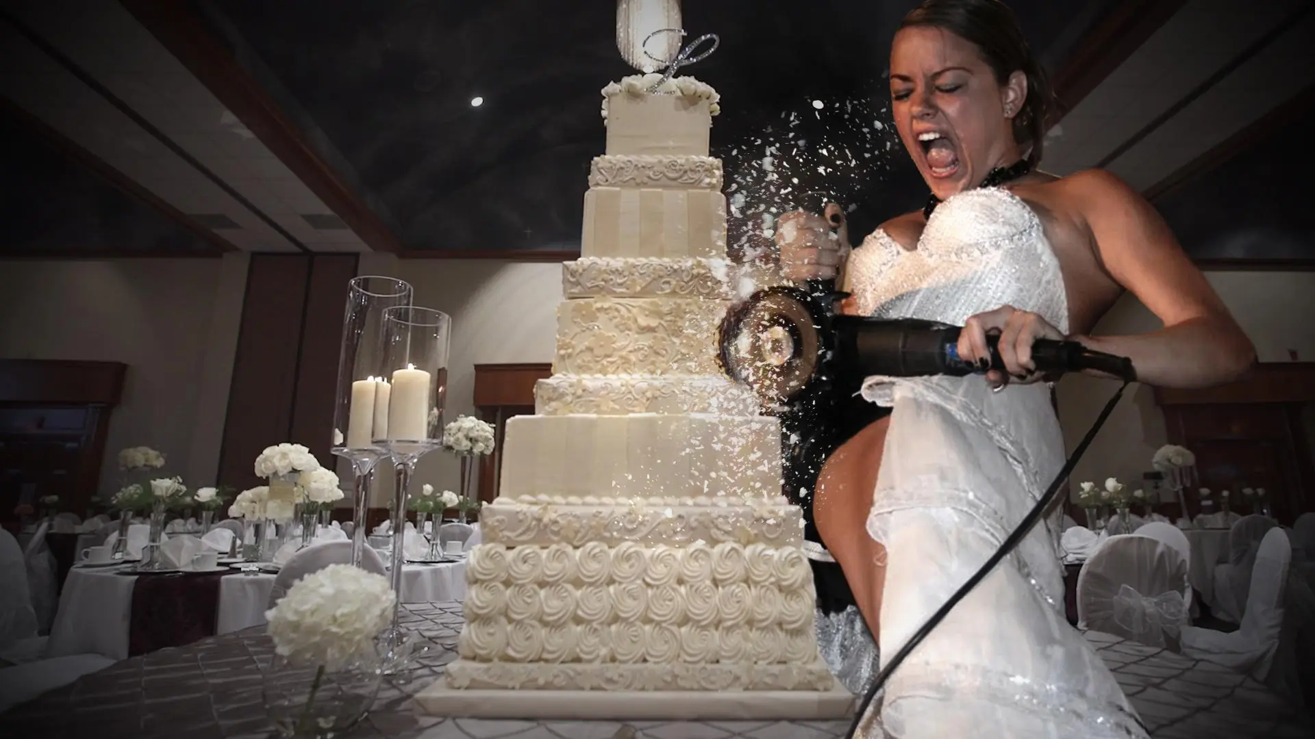Novia rompió su cinturón de castidad, Suplica photoshop!