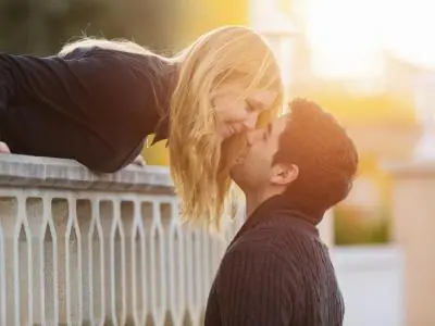 ¿Las mujeres desean machos alfa?