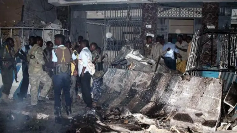 Atentado en Somalia 50 muertos
