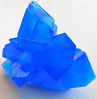 cristales de sulfato de cobre pentahidratado
