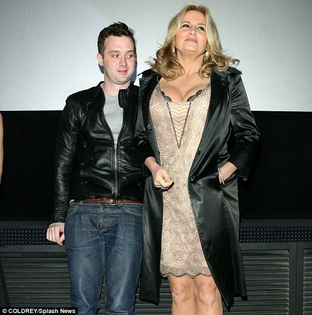 La mama de Stifler.... & la Gran Venganza