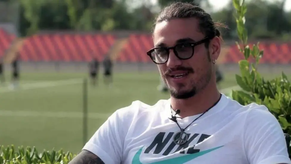 Osvaldo chicaneó a Rial con la Niña Loly
