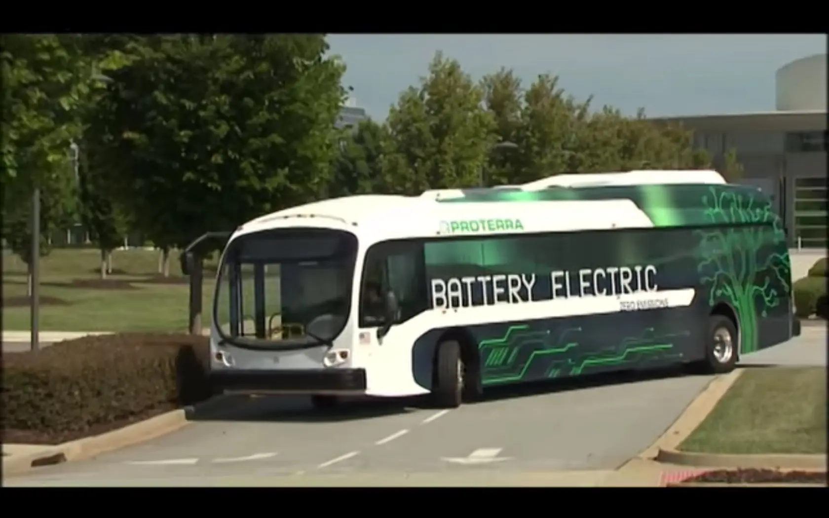 Autobús eléctrico de Proterra: 412 km con una sola carga