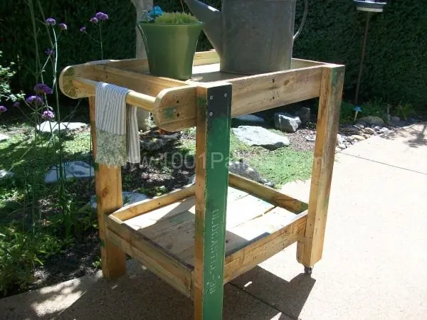 PALLETS