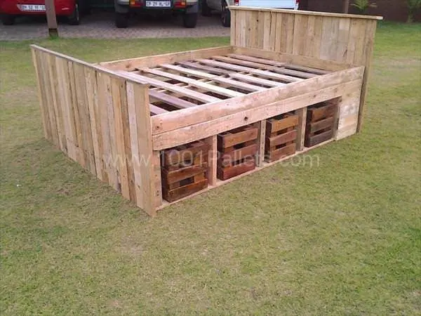 PALLETS