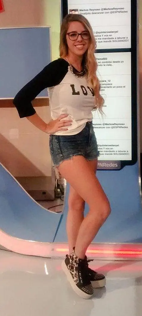 Nati Jota, Hermosa, ¿La conoces, te gusta?