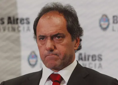 Scioli yo te banco, pasá que te explico.