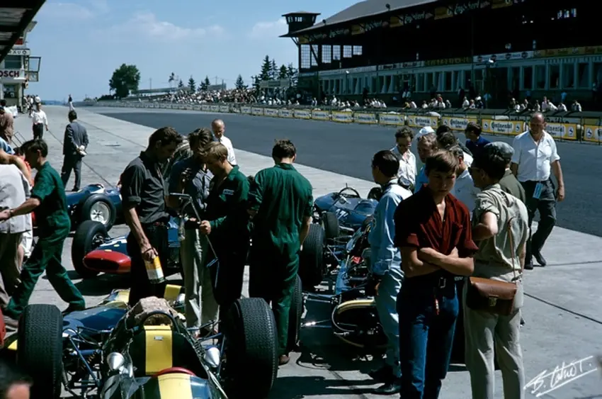 Lotus 49