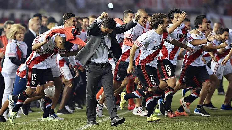 +10 Si bancas a River C.A.R.P