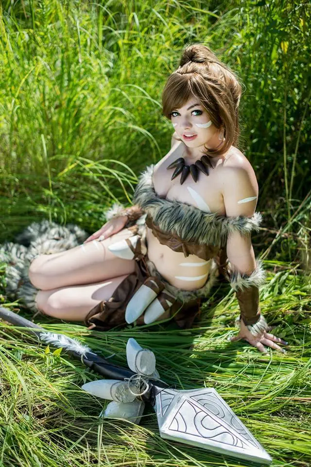 Oki-Cospi alta cosplayer