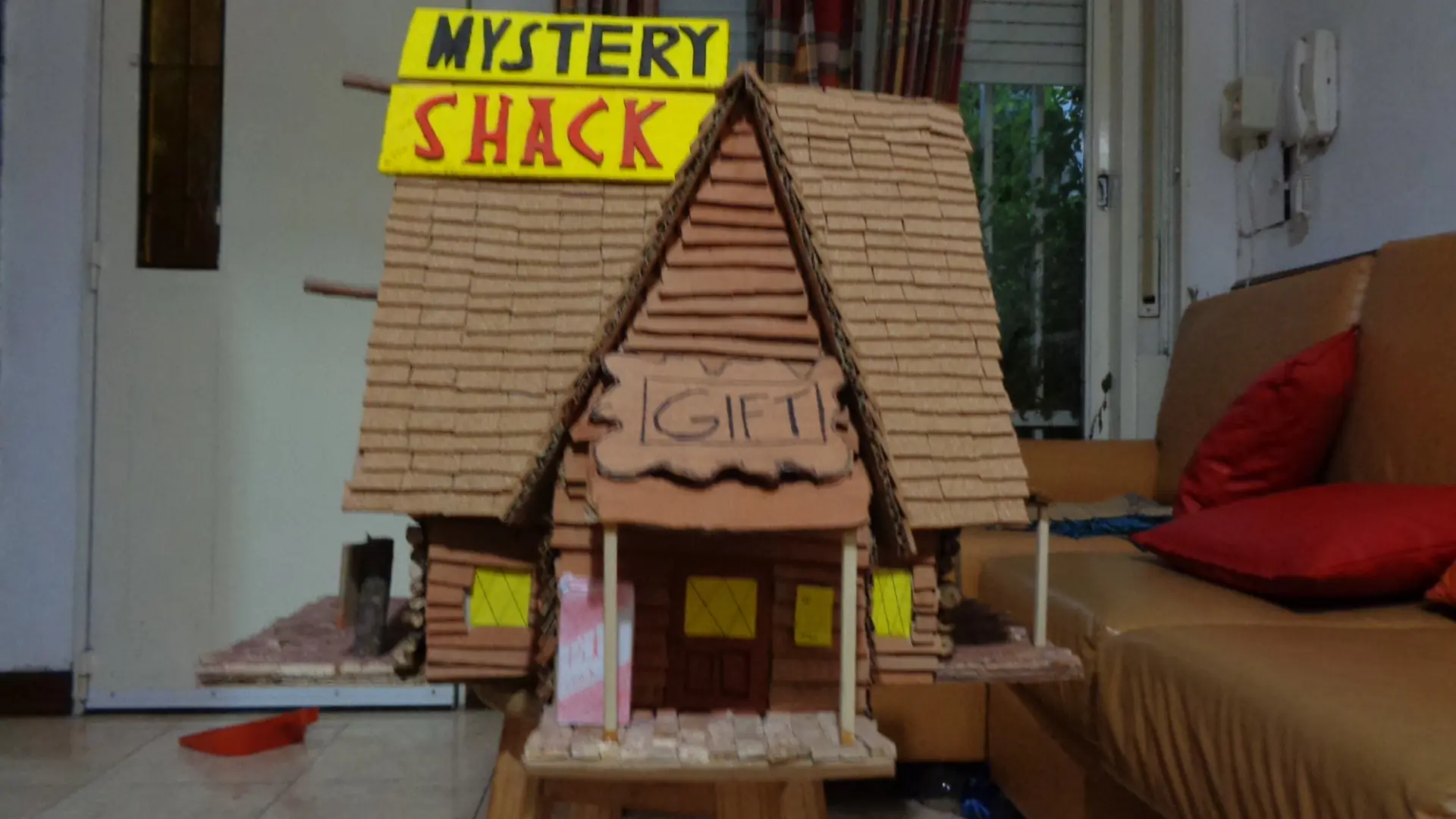 Hice la Mystery Shack para mi hija y te la muestro