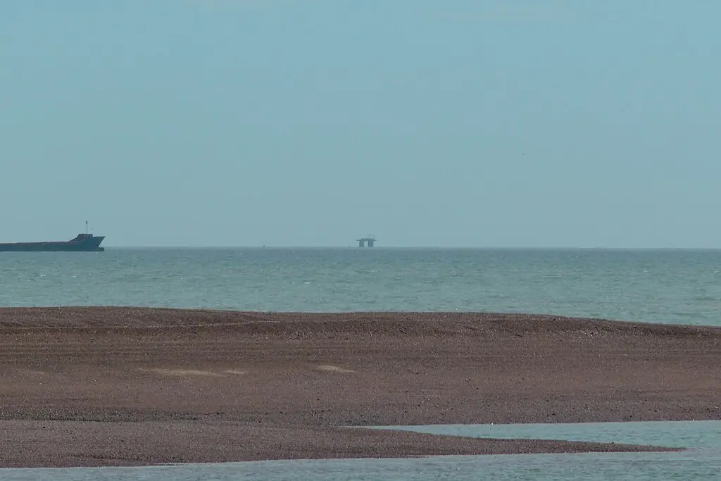 El construyo un país en su casa y te lo cuento