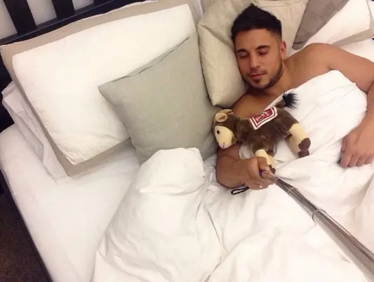 11 inútiles con el palo de selfies