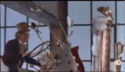 30 Gifs que resumen tu primera experiencia sexual